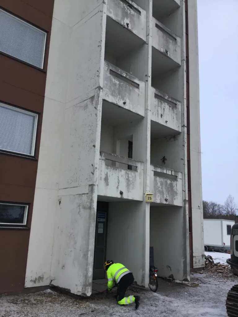 Fasadrenovering vid Jakobs Källa